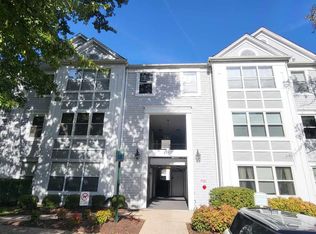 2703 Leaf Drop Ct #817, Silver Spring, MD 20906