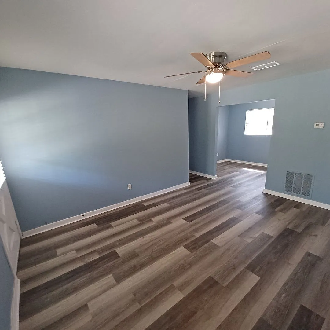 Secluded 4 BR 2 BA Mobile Home — Photo 4
