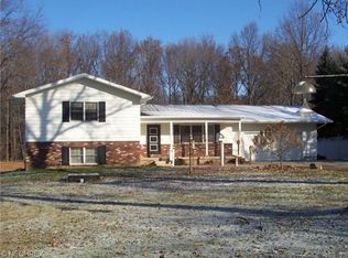 4873 Maple St, Vienna, OH 44473