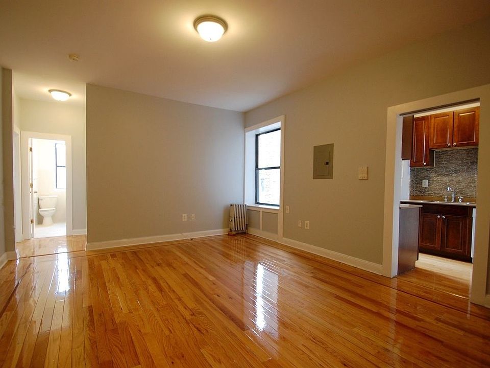 1st image of 672 St Nicholas Ave APT 4