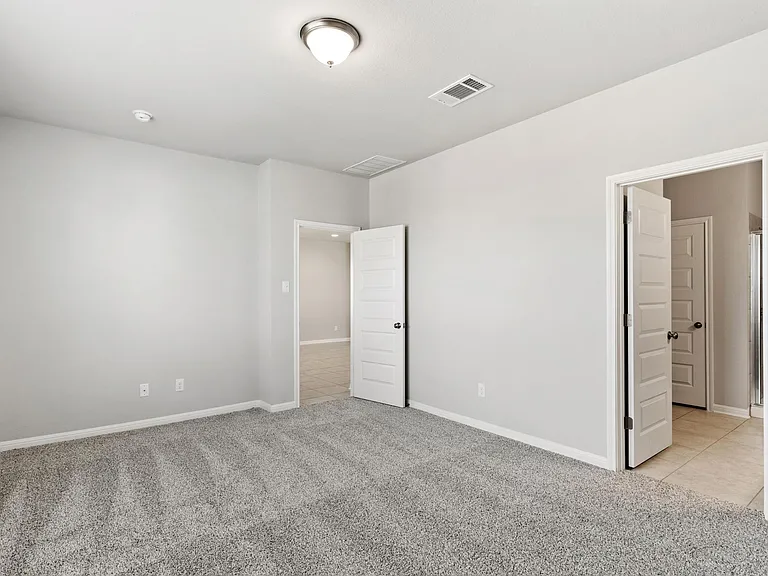 313 McLintock Rd — Photo 14