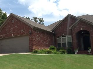 10709 Rocky Creek Dr, Sherwood, AR 72120