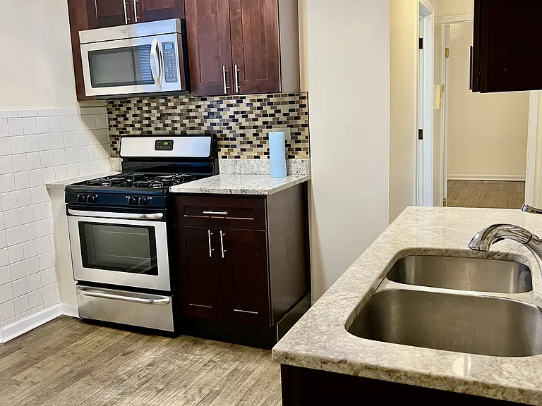 3410 W Carmen Ave #3 — Photo 8