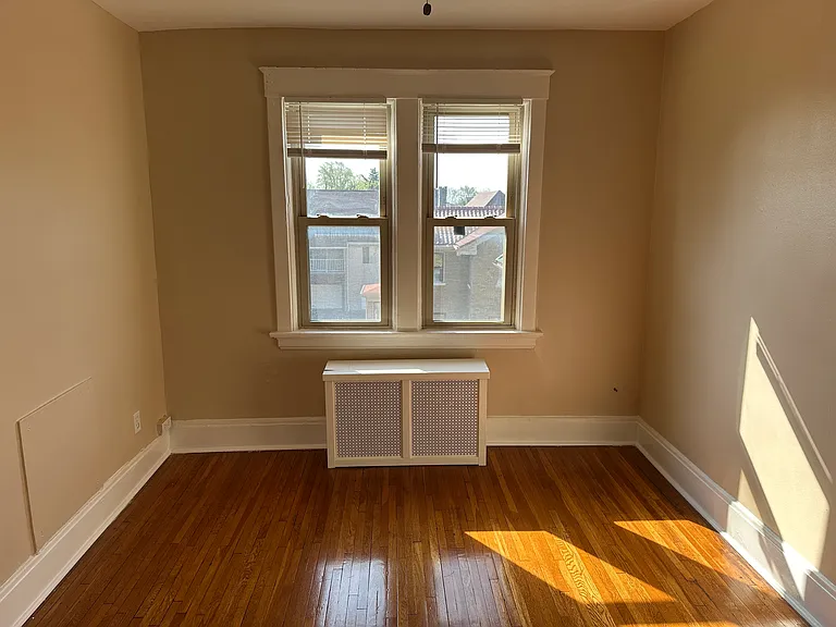 4828 Glenway Ave — Photo 15