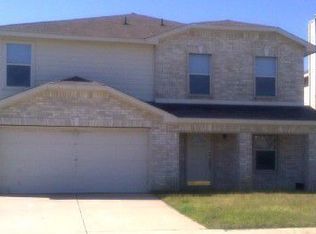 8016 Hidden Brook Dr, Fort Worth, TX 76120