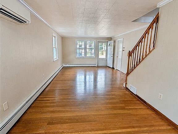 3rd image of 2198 Focht Ave