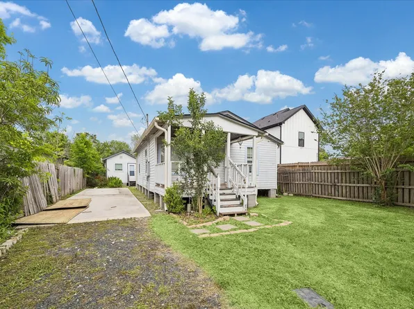 8525 Dosia St, Houston, TX 77051