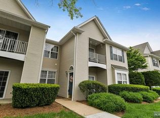 350 Cambridge Dr, Butler, NJ 07405
