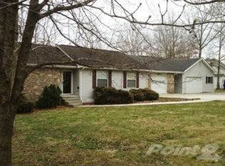 1504 Cherokee Rd E, Crossville, TN 38572