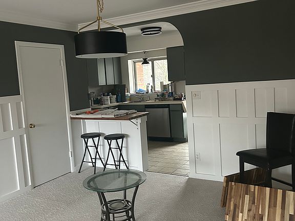 5th image of 2415 Six East Ave #6