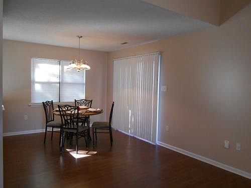 4th image of 6707 Trammel Ln