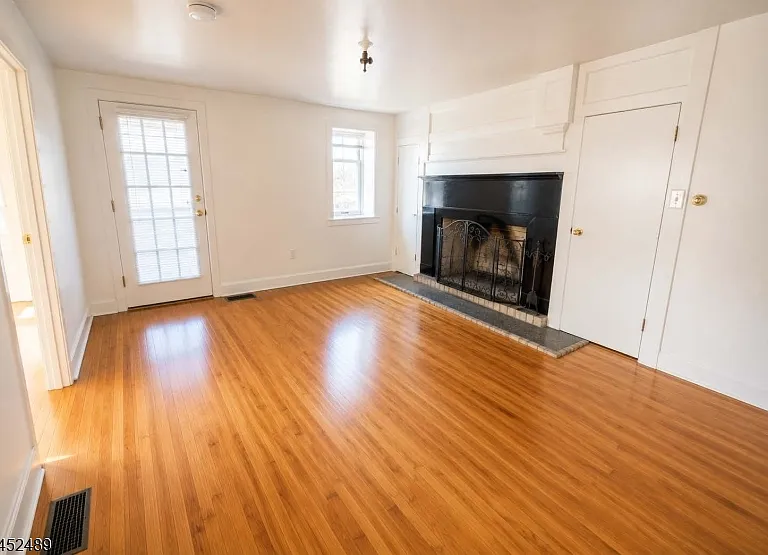 110 Van Syckels Rd — Photo 5