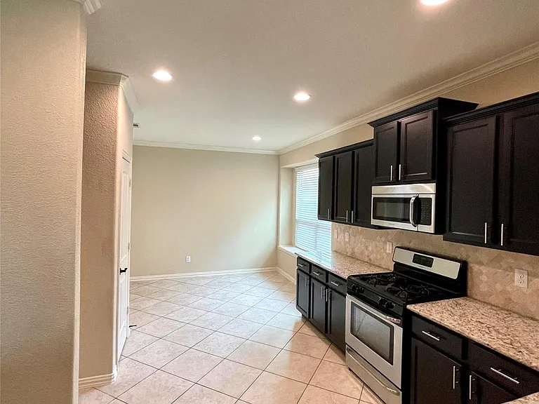 14831 Raleighs Meadow Ct — Photo 12
