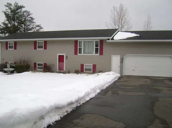 2044 Pine Rd, Mosinee, WI 54455