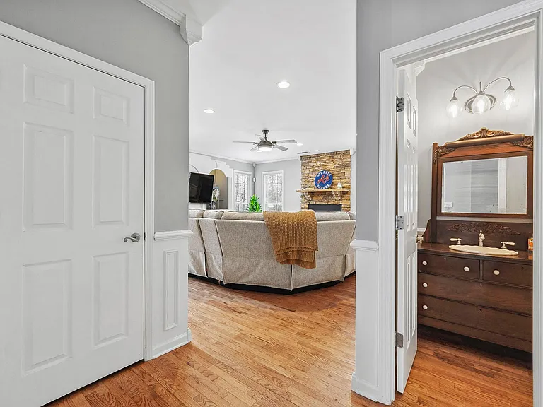 3394 Pendley Rd — Photo 17