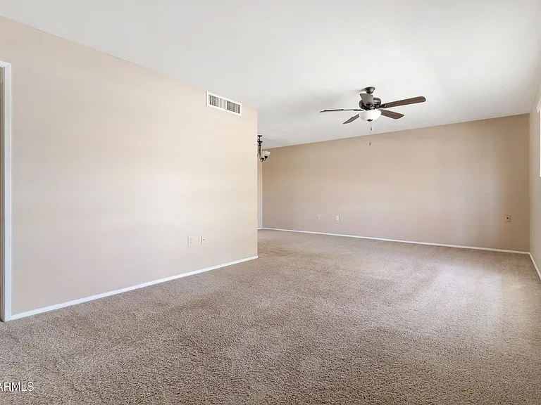 10301 W Charter Oak Dr — Photo 12