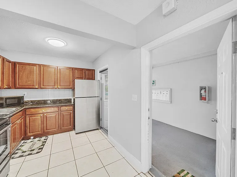 626 SW 14th Ave #108 — Photo 20