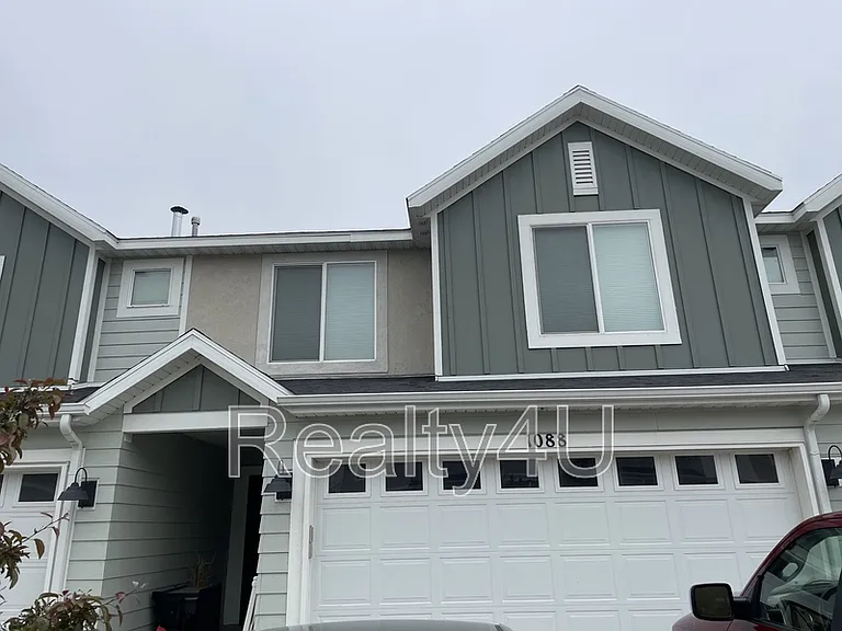 1088 E Waterway Ln #1 — Photo 1