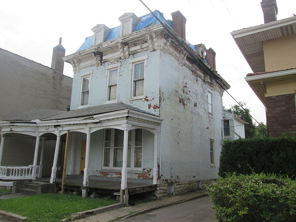 2nd image of 1802 E 3rd St