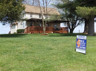 44658 190th Ave, Pearl, IL 62361