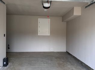 9818 SW 34th Pl, Portland, OR 97219