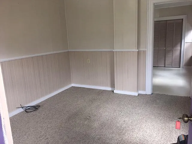 Front Room--Bedroom/Living Room