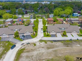 8633 Covington Ave, Justice, IL 60458