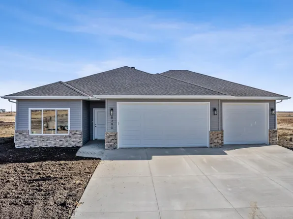 8390 61st St S, Horace, ND 58047