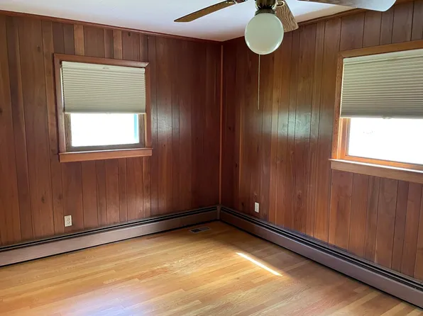 190 Freedom Dr, Cullowhee, NC 28723