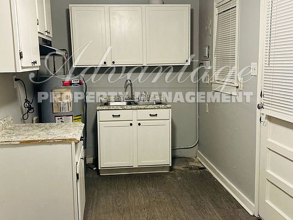 5th image of 309 Richmond Ave
