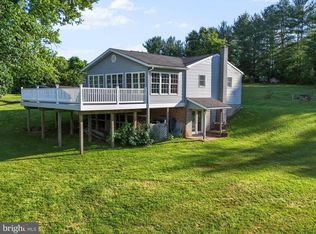 14724 White Oak Rdg, Hancock, MD 21750