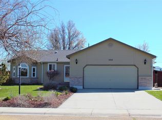 3016 Navajo Dr, Nampa, ID 83686