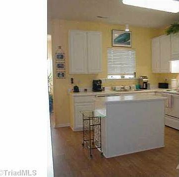 Kitchen with Island
