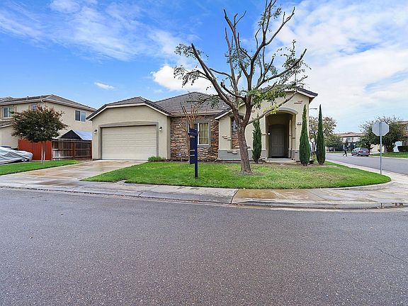 3rd image of 2278 Gibralter Dr