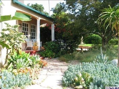 1045 N Catalina Ave, Pasadena, CA, 91104
