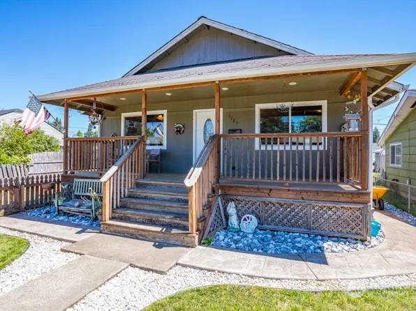 1124 J Street, Centralia, WA 98531