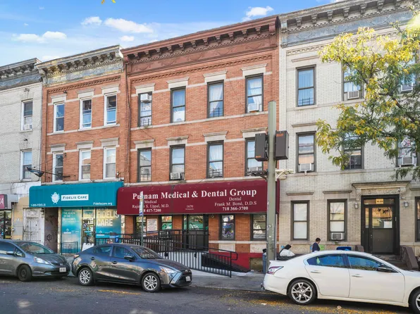 1670 Putnam Avenue image 4 of 10