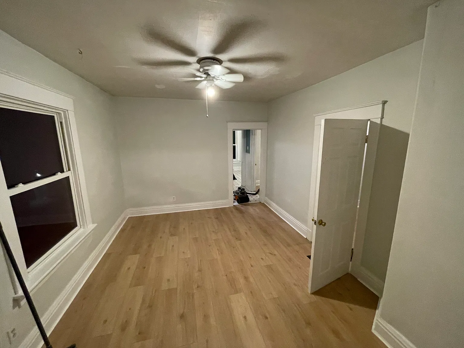 2 bed, 1000 sqft, $1,150 — Photo 2