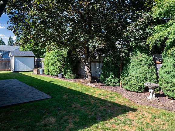 5th image of 3511 NE 157th Ave