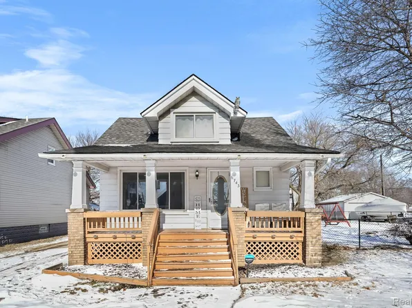 6743 Meadow Ave, Warren, MI 48091