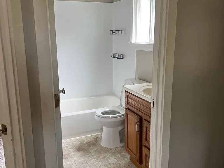 10955 SE 164th St — Photo 34