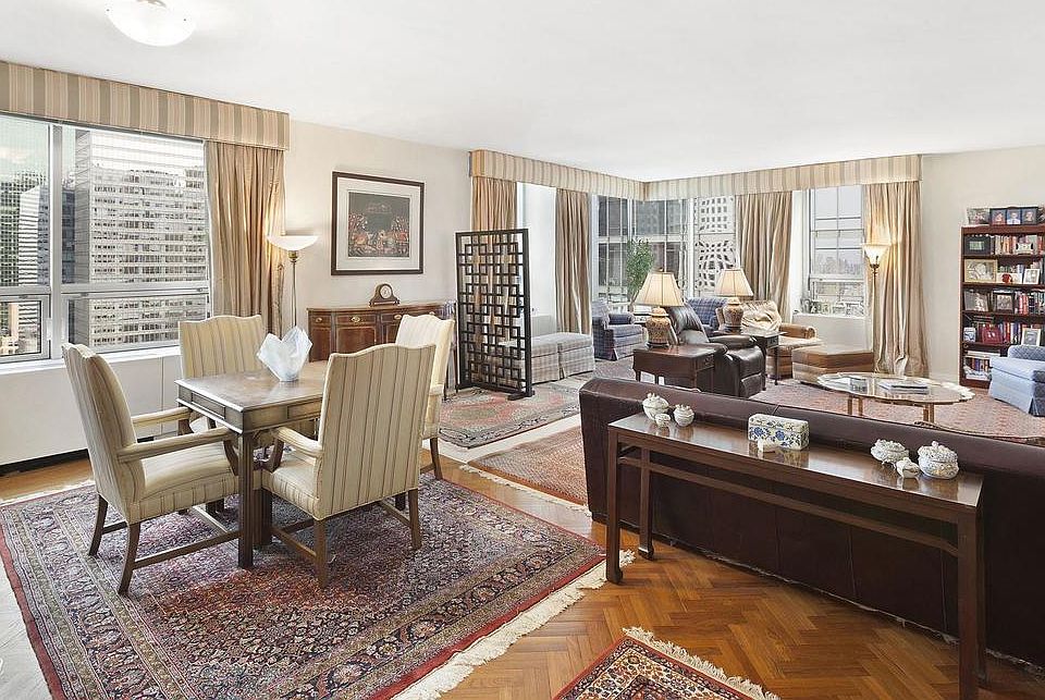 1st image of 15 W 53rd St #32B