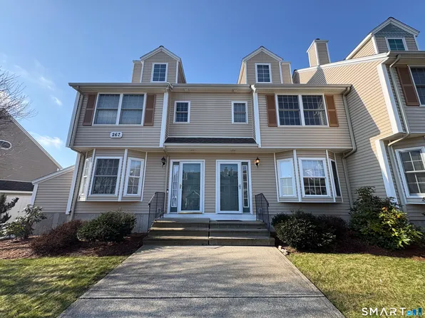 267 Bridge St Unit 18, Groton, CT 06340