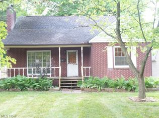 374 S Cleveland Ave, Mogadore, OH 44260