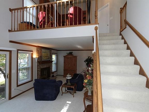 3rd image of 2023 N Charter Point Dr