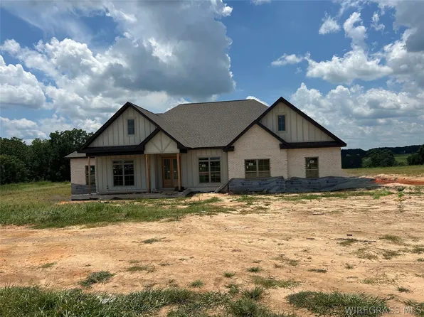 582 County Road 711 Rd, Enterprise, AL 36330