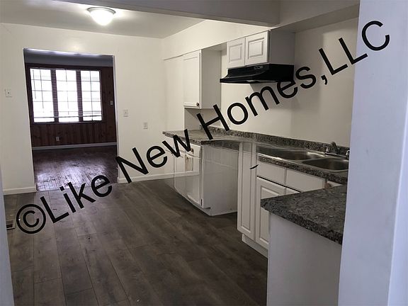 4th image of 3702 Whitney Ave