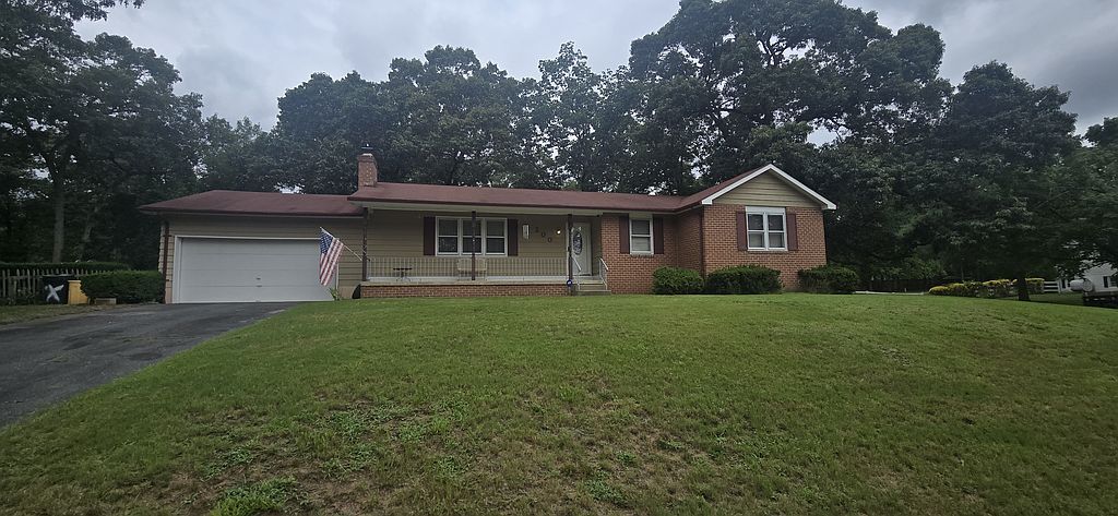 200 Falcon Dr - Property Image