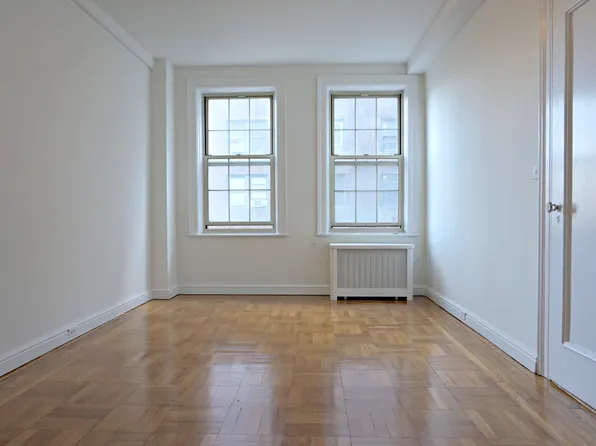 698 West End Avenue image 1 of 7