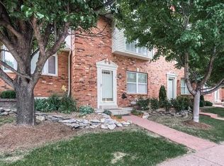 8 Brittany Ct, Troy, MO 63379
